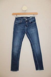 Jean
