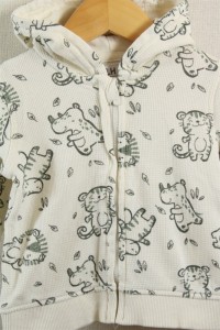 Gilet Zippé a Capuche 2