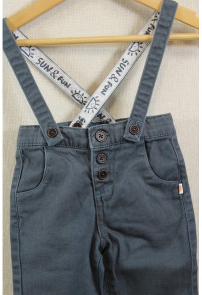 Pantalon à bretelle